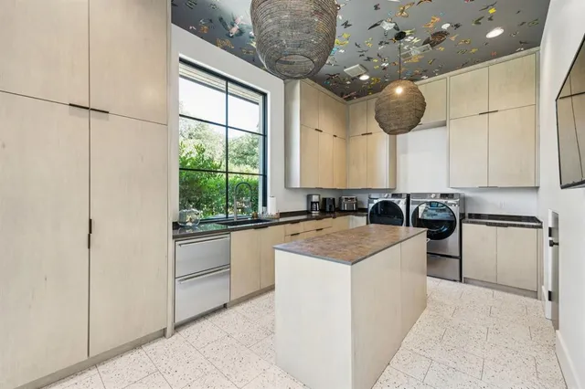 $6,995,900 | 1502 Bluffview Drive, Roanoke, TX 76262