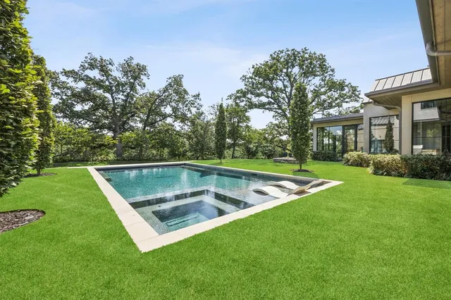 $6,995,900 | 1502 Bluffview Drive, Roanoke, TX 76262