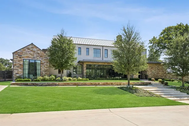 $6,995,900 | 1502 Bluffview Drive, Roanoke, TX 76262
