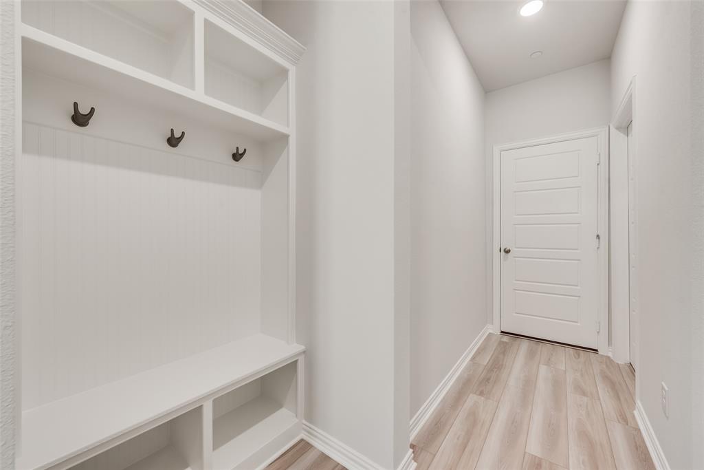 8159 Challenger Lane Frisco, TX 75034 - Photo 20 of 29 Representative Photo