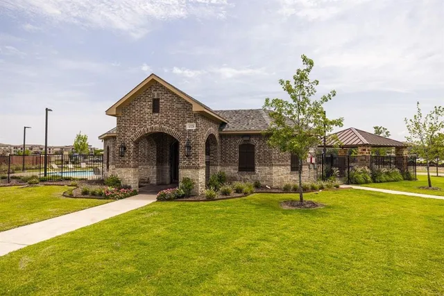 $589,990 | 8159 Challenger Lane, Frisco, TX 75034