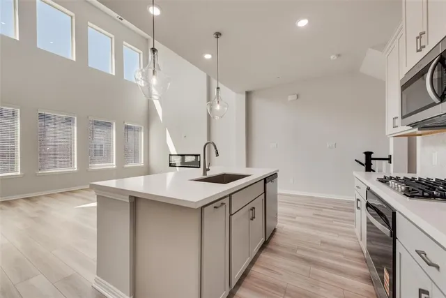 $589,990 | 8159 Challenger Lane, Frisco, TX 75034