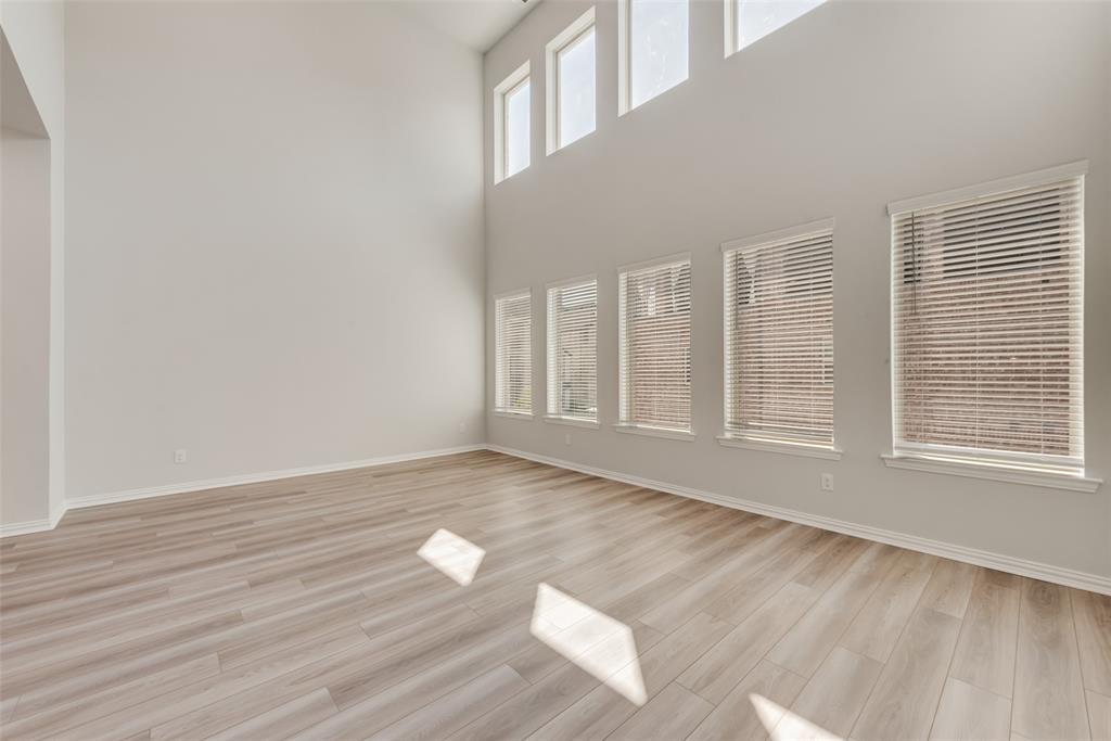 8159 Challenger Lane Frisco, TX 75034 - Photo 8 of 29 Representative Photo