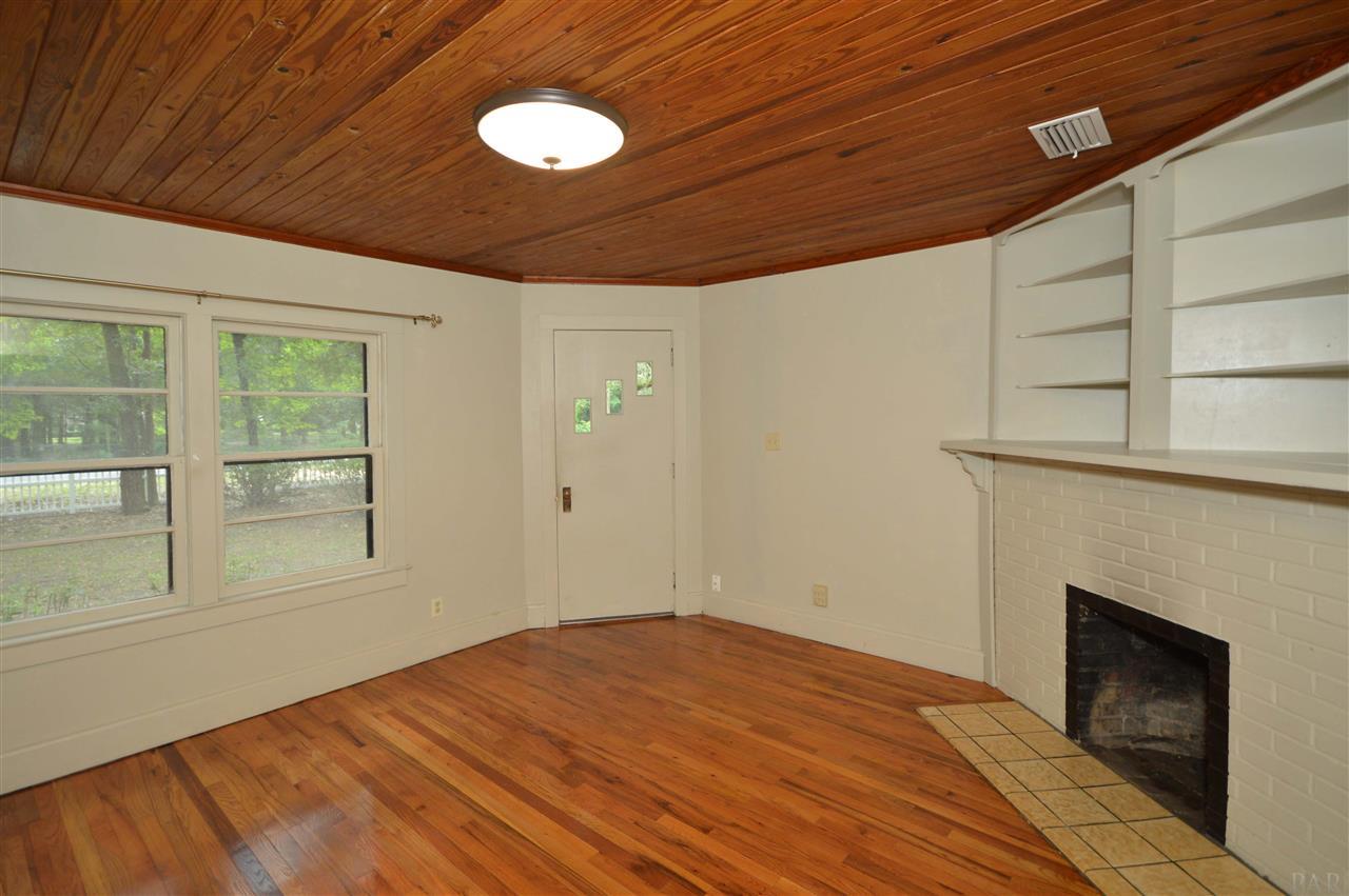 4425 Garcon Point Road Milton, FL 32583 - Photo 3 of 43 Gallery Image 3
