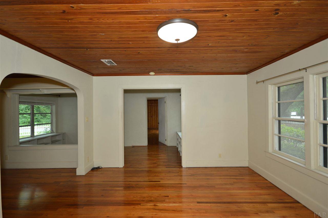 4425 Garcon Point Road Milton, FL 32583 - Photo 8 of 43 Gallery Image 8