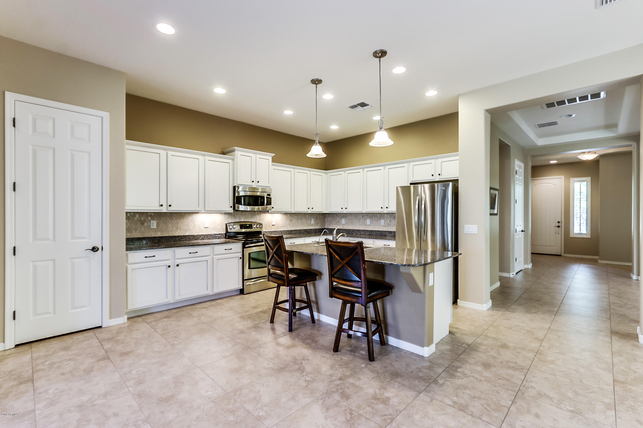 3462 East Morrison Ranch Parkway Gilbert, AZ 85296 - Photo 2 of 31 Bright, Open Kitchen