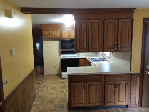 113 Canton Street Springfield, MA 01104 - Photo 6 of 20