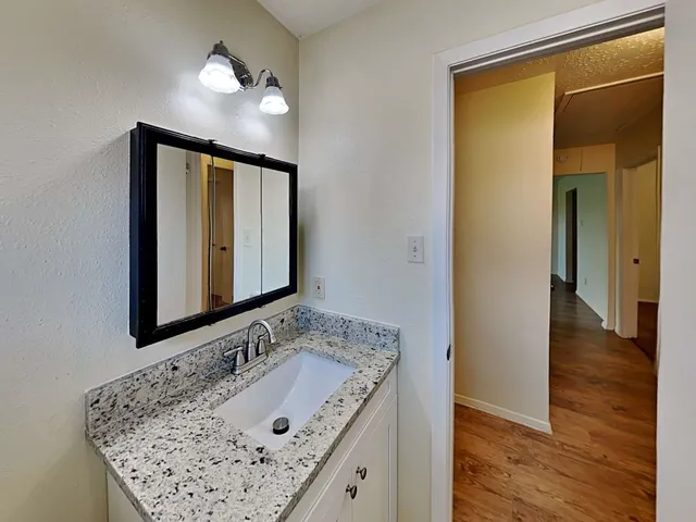 $1,749 | 9812 Robin Street, La Porte, TX 77571