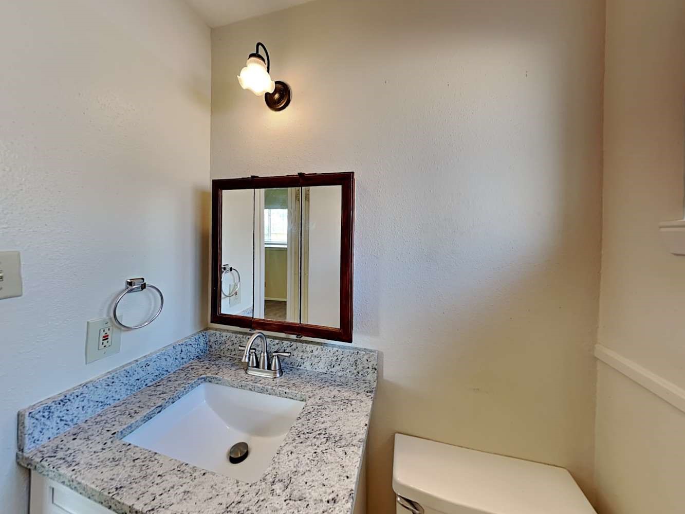 9812 Robin Street La Porte, TX 77571 - Photo 10 of 12