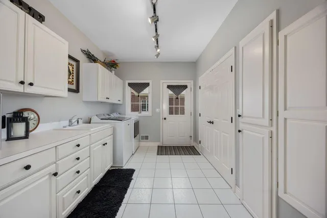 $999,000 | 7359 Heather Ridge Court Southeast, Caledonia, MI 49316