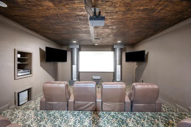 $999,000 | 7359 Heather Ridge Court Southeast, Caledonia, MI 49316