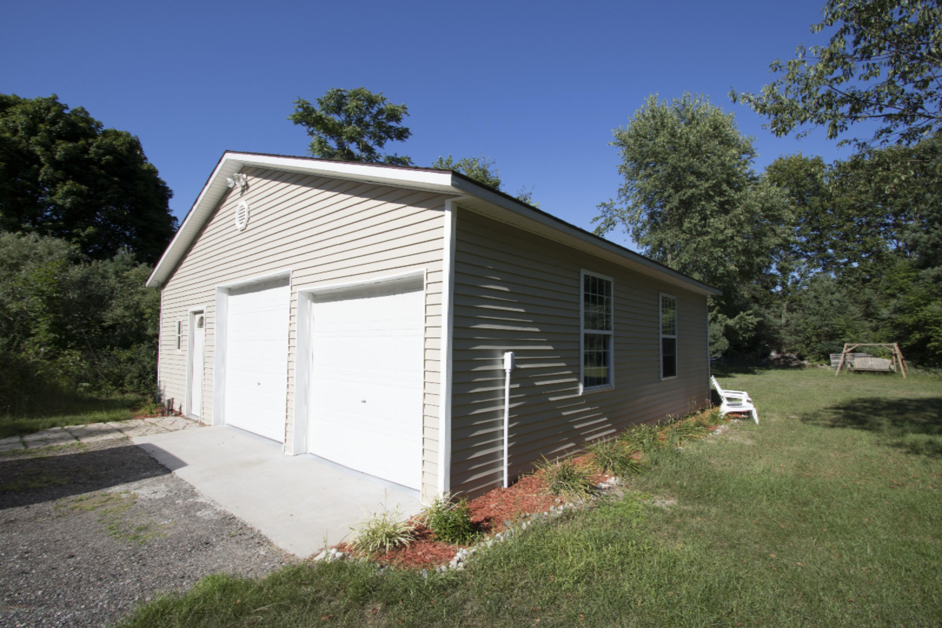 1460 South Walker Road Muskegon, MI 49442 - Photo 11 of 39 Gar1
