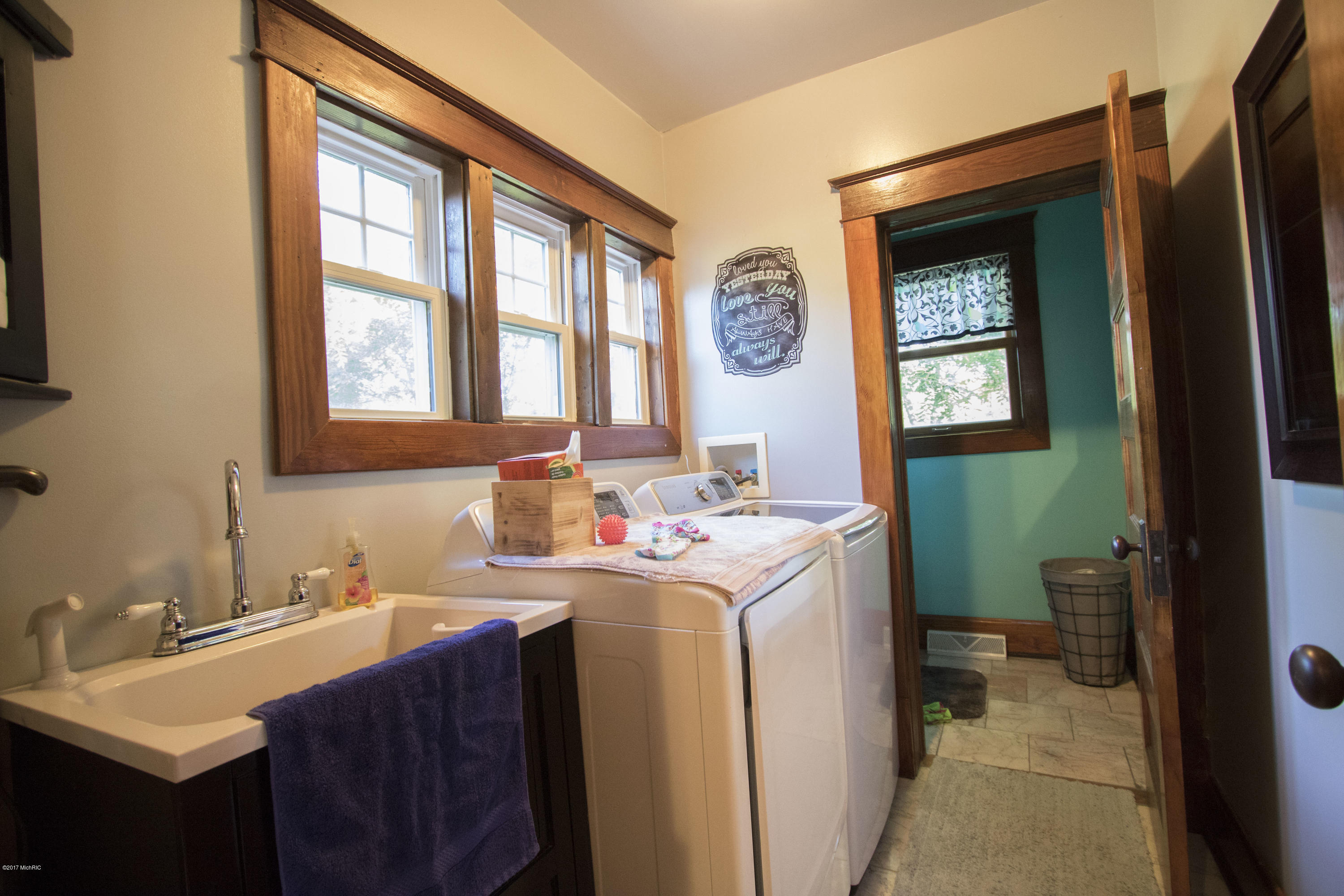 1460 South Walker Road Muskegon, MI 49442 - Photo 25 of 39 LAUN1