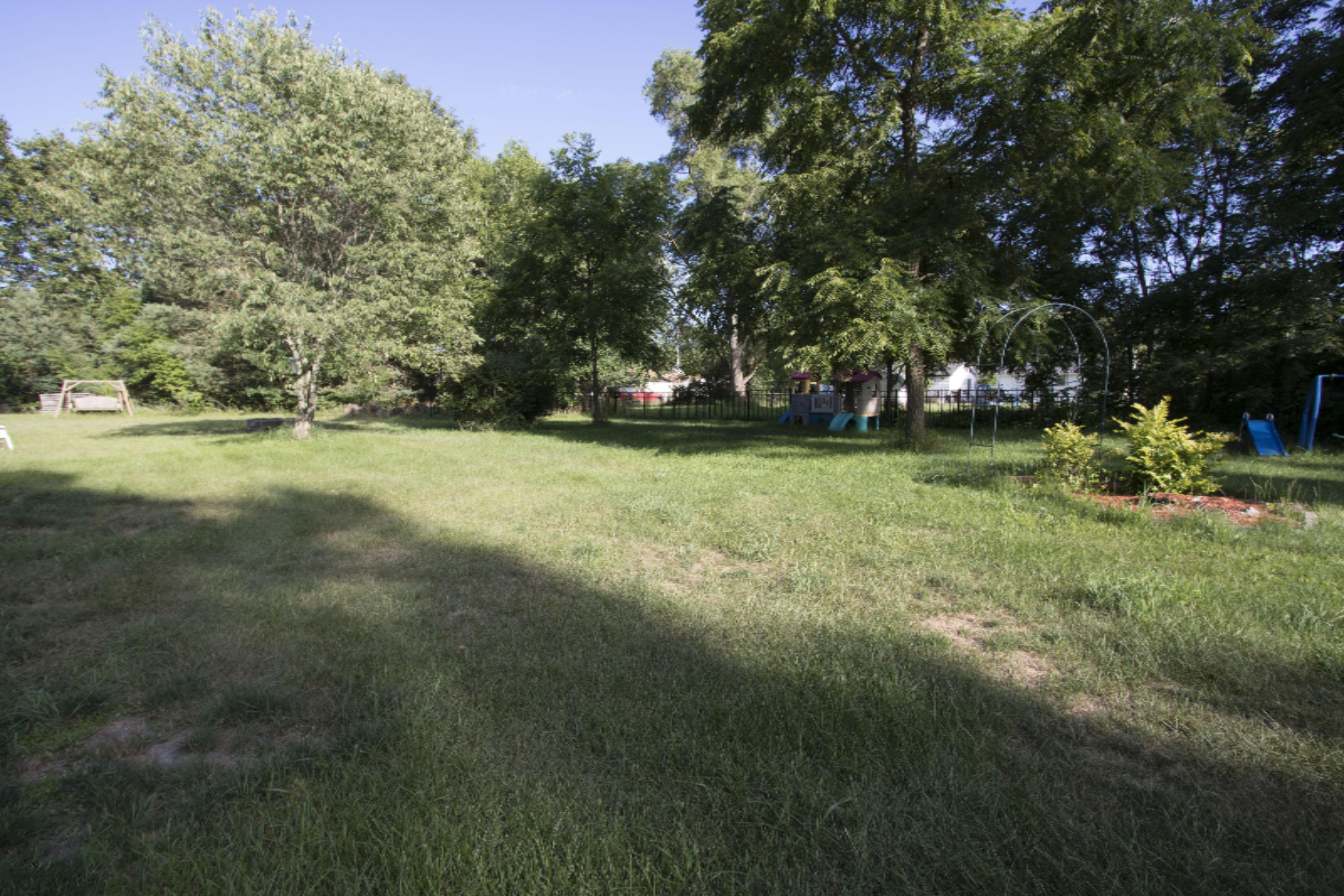 1460 South Walker Road Muskegon, MI 49442 - Photo 7 of 39 Back Yard1