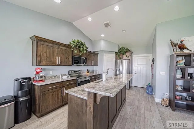 $518,000 | 4015 East 54 North, Rigby, ID 83442