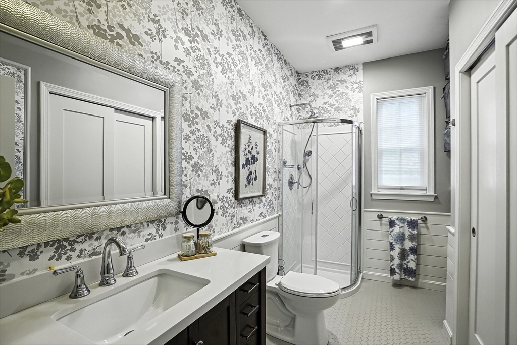 9 Oak Hill Road Natick, MA 01760 - Photo 28 of 41 Gallery Image 28