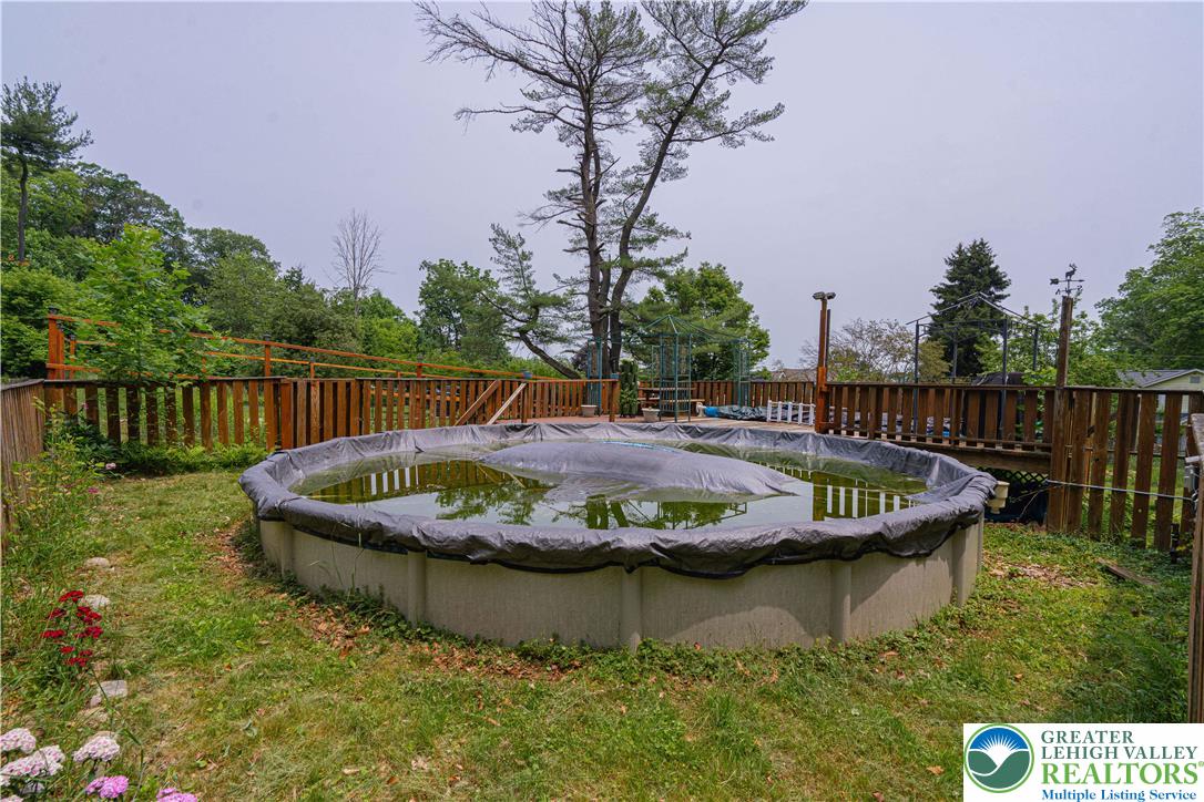 636 School Road Nazareth, PA 18064 - Photo 46 of 60 Pool