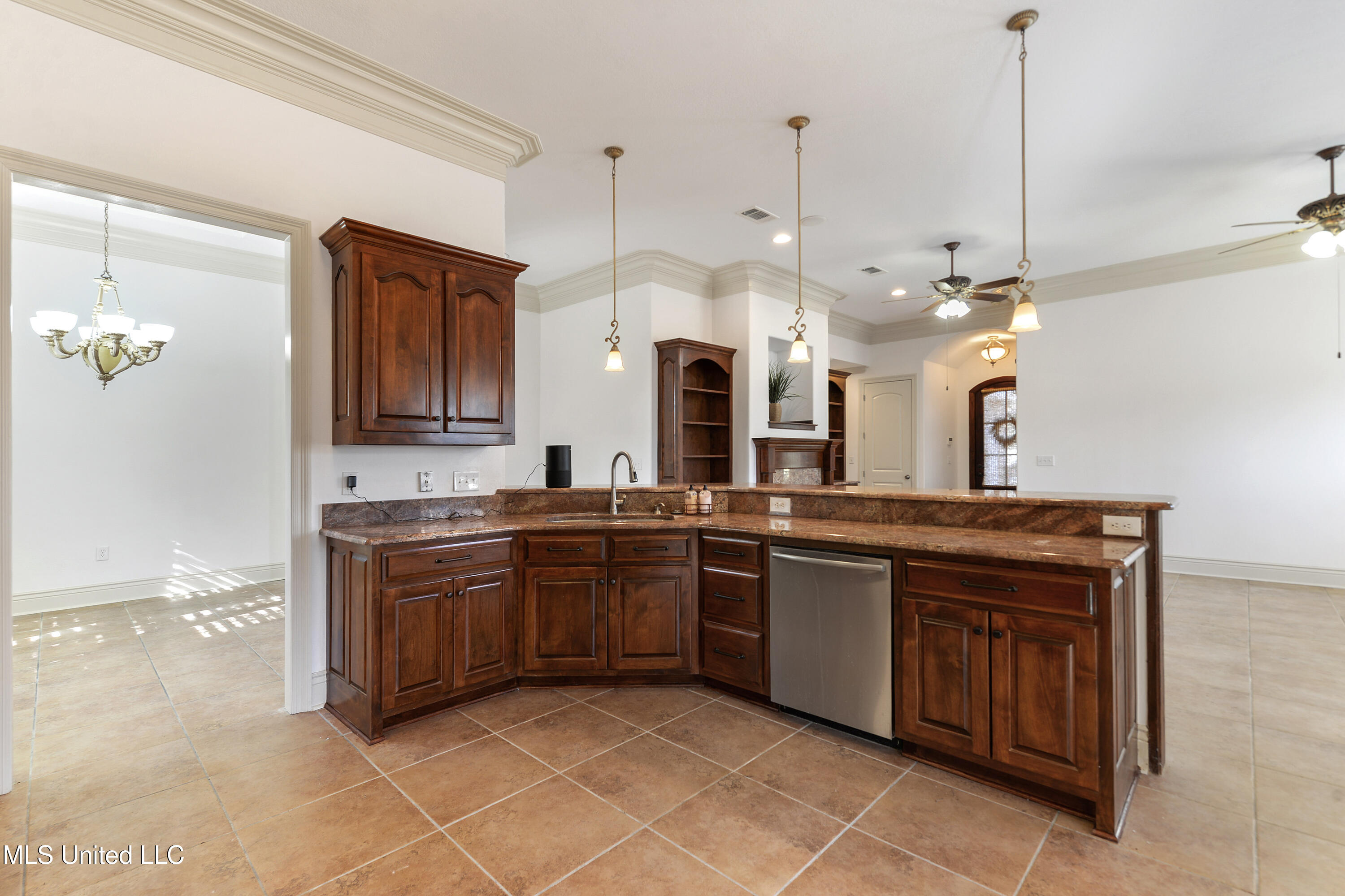 4 Rue Orleans Court Long Beach, MS 39560 - Photo 9 of 28 Looking to the Living room