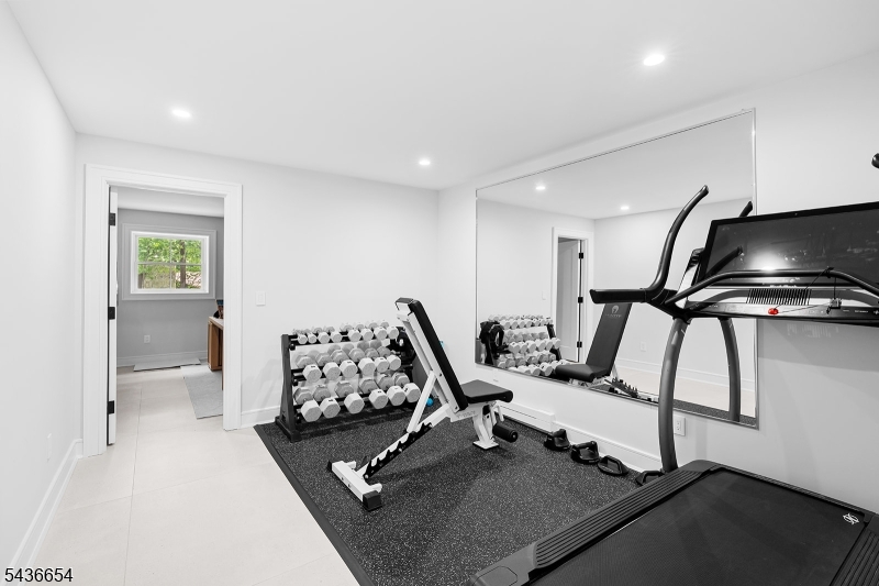 9 Hilltop Road Kinnelon, NJ 07405 - Photo 29 of 50