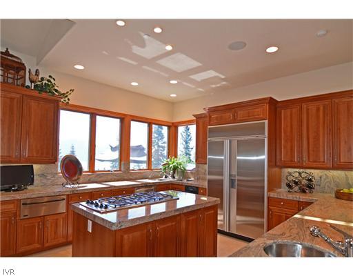 592 Tyner Way Incline Village, NV 89451 - Photo 9 of 20 Kitchen.