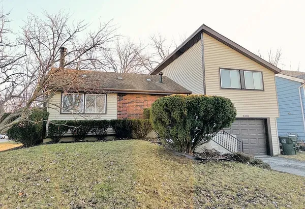 $245,900 | 3303 Charlemagne Avenue, Hazel Crest, IL 60429