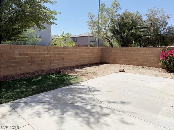 $1,950 | 6241 Prairie Brush Court, Las Vegas, NV 89141