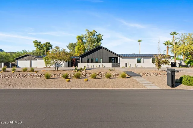 $5,100,000 | 3842 East San Miguel Avenue, Paradise Valley, AZ 85253