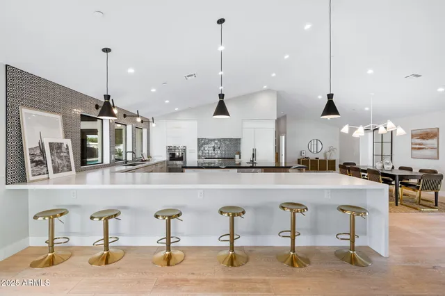 $5,100,000 | 3842 East San Miguel Avenue, Paradise Valley, AZ 85253