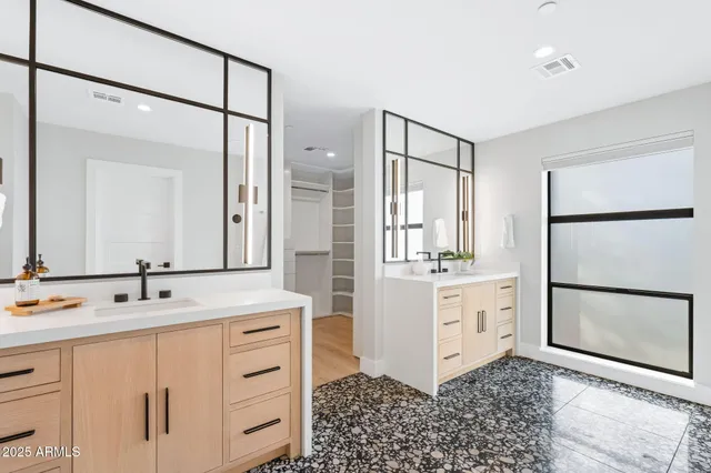 $5,100,000 | 3842 East San Miguel Avenue, Paradise Valley, AZ 85253