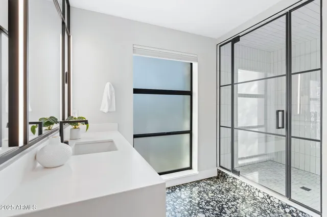 $5,100,000 | 3842 East San Miguel Avenue, Paradise Valley, AZ 85253