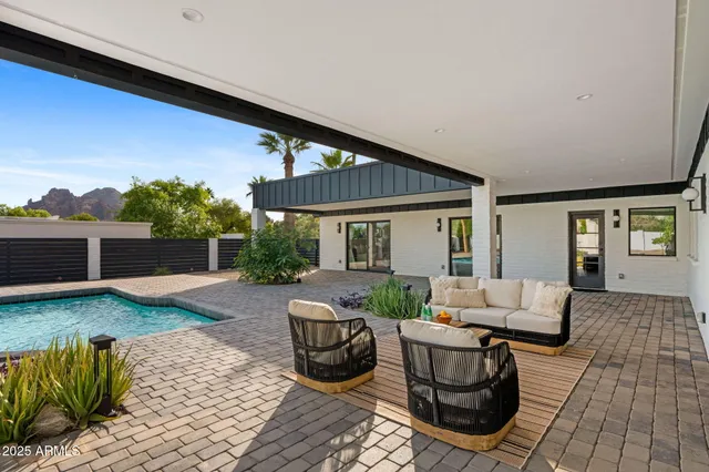 $5,100,000 | 3842 East San Miguel Avenue, Paradise Valley, AZ 85253