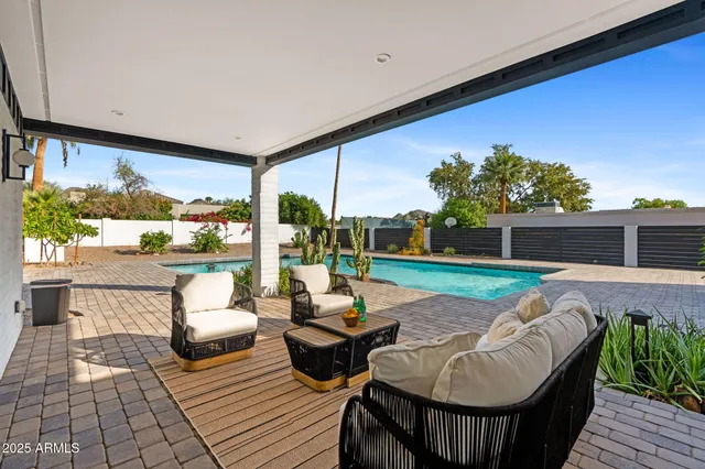 $5,100,000 | 3842 East San Miguel Avenue, Paradise Valley, AZ 85253