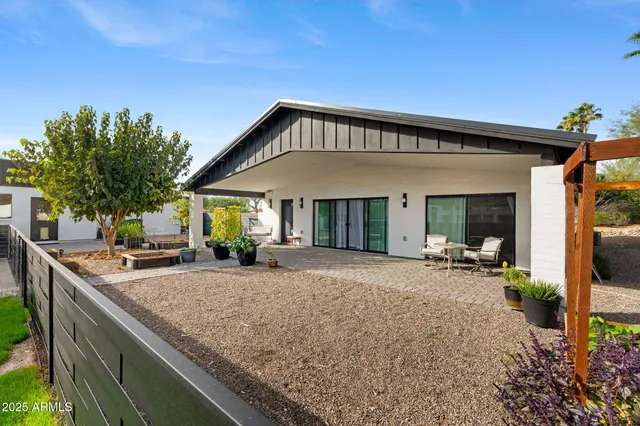 $5,100,000 | 3842 East San Miguel Avenue, Paradise Valley, AZ 85253