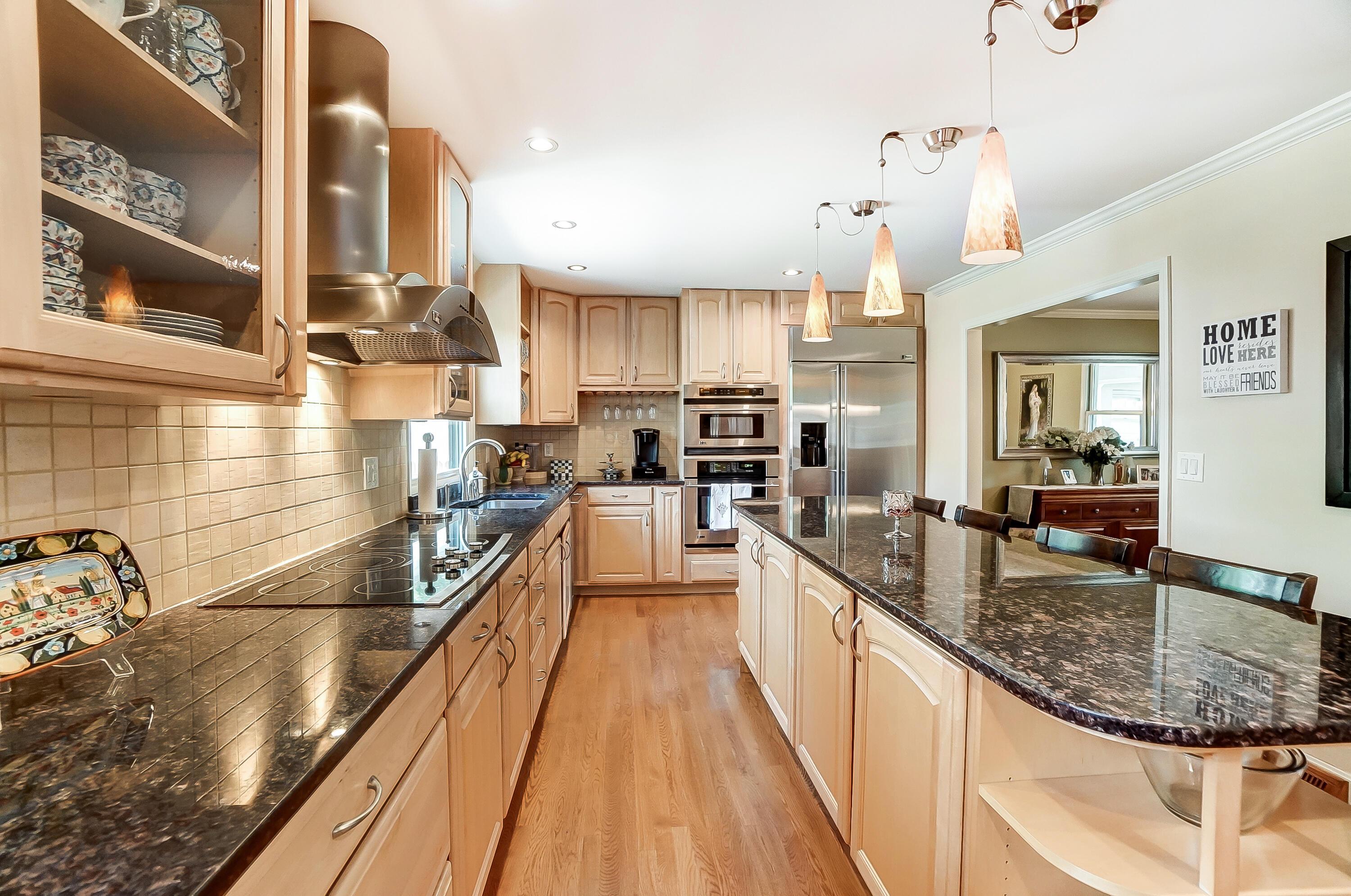 179 South Harding Road Columbus, OH 43209 - Photo 17 of 48 Kitchen