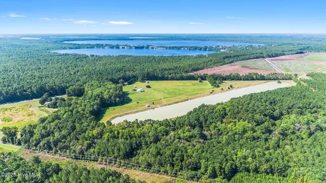 $600,000 | 14419 Highway 41, Harrells, NC 28444