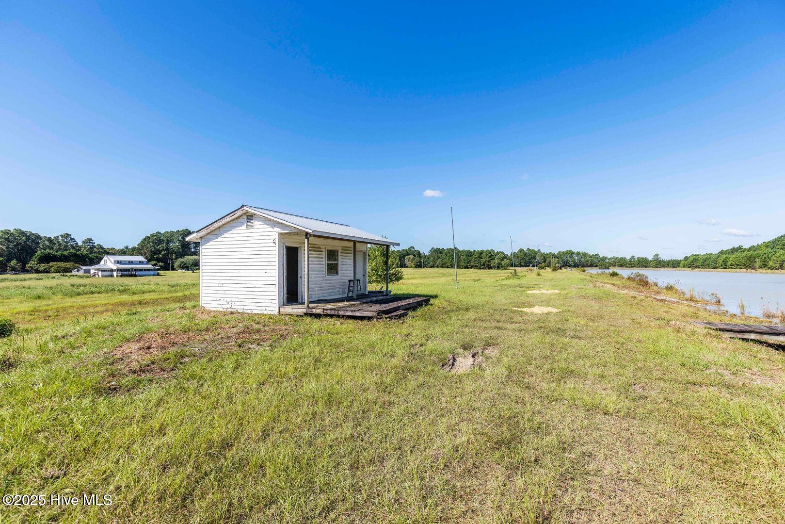 14419 Highway 41 Harrells, NC 28444 - Photo 8 of 46 3