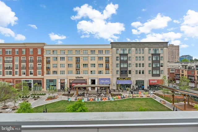 $849,500 | 223 Crown Park Avenue, Gaithersburg, MD 20878