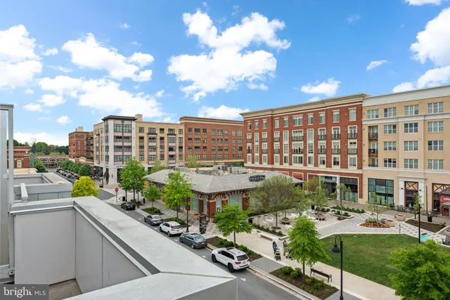 $849,500 | 223 Crown Park Avenue, Gaithersburg, MD 20878