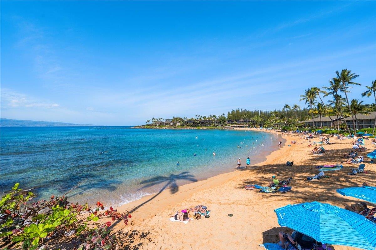 5271 Lower Honoapiilani Road, Unit B44 Lahaina, HI 96761 - Photo 21 of 25 a view of a lake with outdoor space