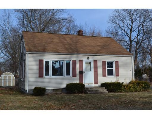 39 Holy Cross Street Springfield, MA 01104 - Photo 2 of 13