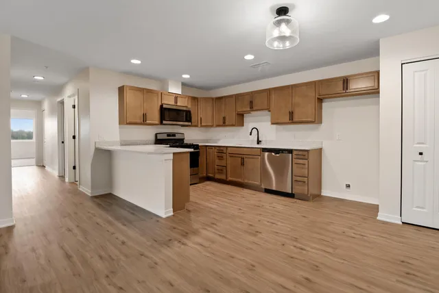 $272,000 | 2034 West 75th Place, Unit 35, Merrillville, IN 46410