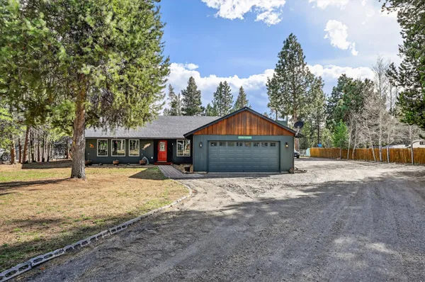 $569,000 | 15495 Federal Road, La Pine, OR 97739