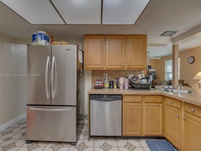 $469,999 | 4233 Northwest 38th Avenue, Lauderdale Lakes, FL 33309