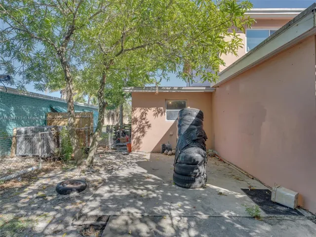 $469,999 | 4233 Northwest 38th Avenue, Lauderdale Lakes, FL 33309