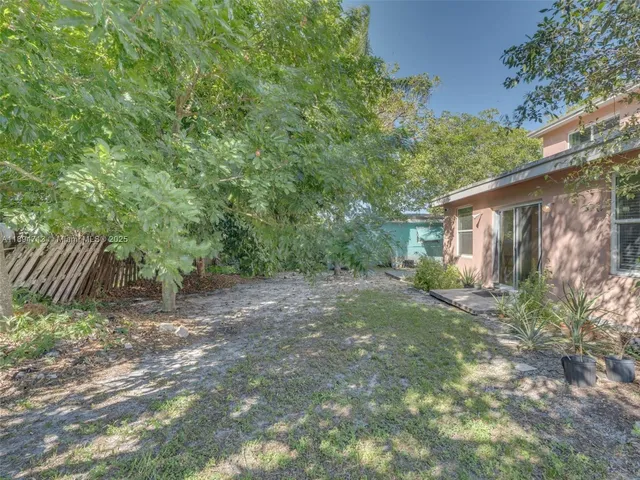 $469,999 | 4233 Northwest 38th Avenue, Lauderdale Lakes, FL 33309