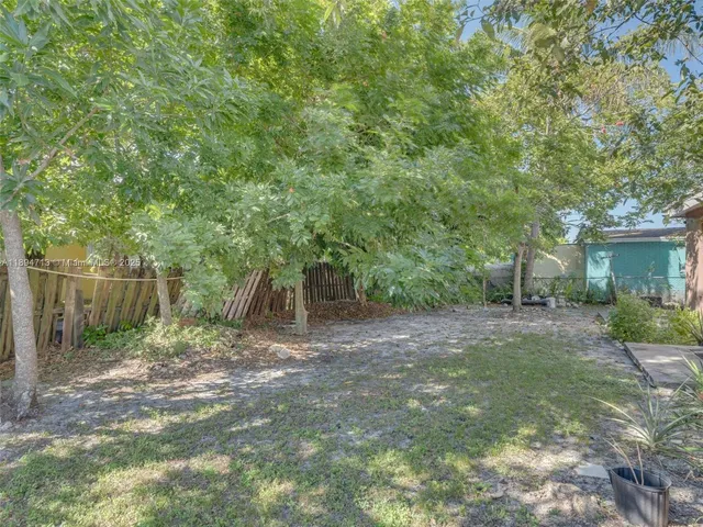 $469,999 | 4233 Northwest 38th Avenue, Lauderdale Lakes, FL 33309