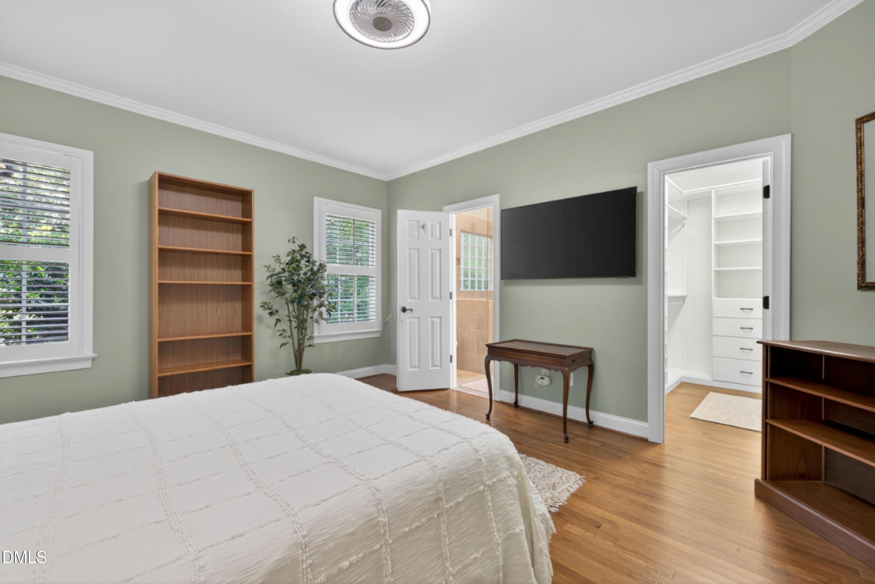 1017 Wedgeland Drive Raleigh, NC 27615 - Photo 29 of 46 WScene-35