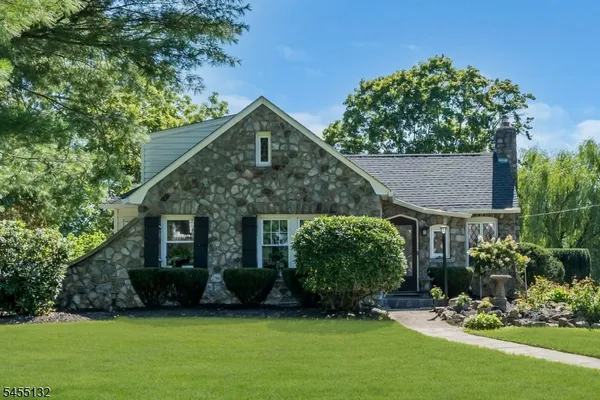 $739,000 | 9 Musconetcong Avenue, Stanhope, NJ 07874