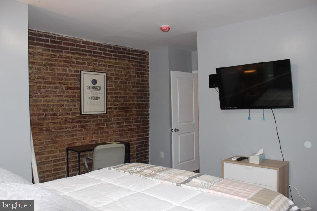5923 North Broad Street, Unit 2 Philadelphia, PA 19141 - Photo 23 of 25