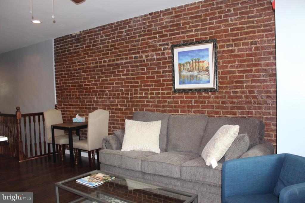 5923 North Broad Street, Unit 2 Philadelphia, PA 19141 - Photo 4 of 25